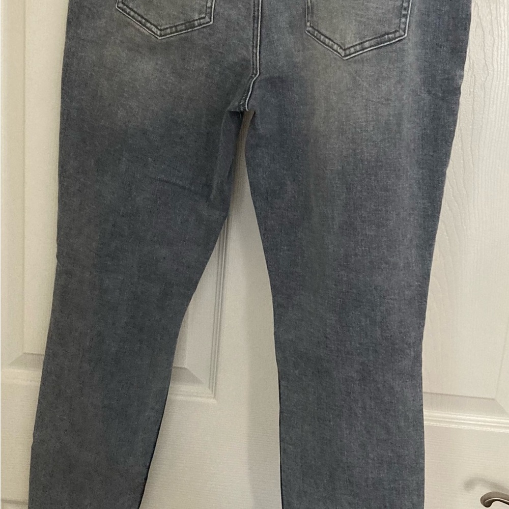 Cabi vintage gray high skinny stretch jeans, size 10, belt loop, 5 pockets - Picture 7 of 11